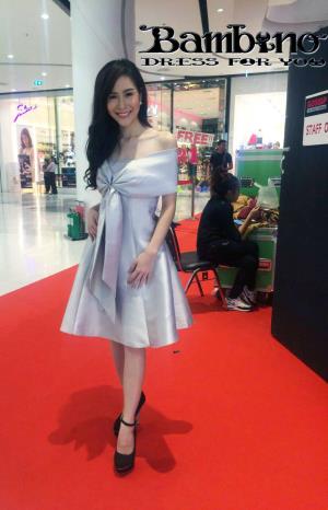 ชุดราตรี เช่าที่แบมบี้ เวดดิ้ง ห้วยขวาง